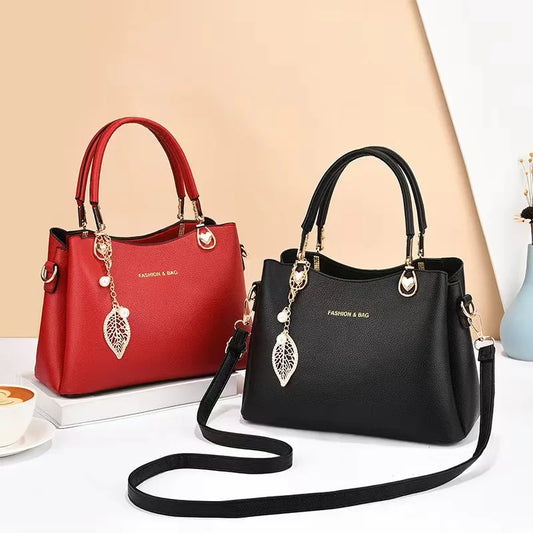 ChicFlex™ – Elegant, Compact & Sophisticated Women’s Handbag
